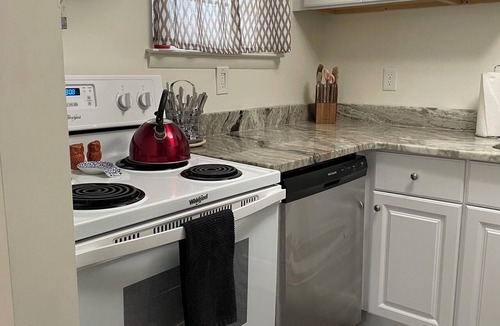 Nashville Apartment | Downtown Nashville Comfy & Cozy Unit B