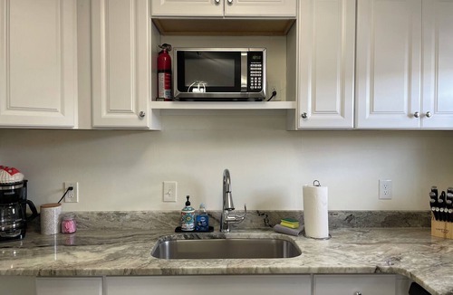 Nashville Apartment | DOWNTOWN NASHVILLE COMFY & COZY C