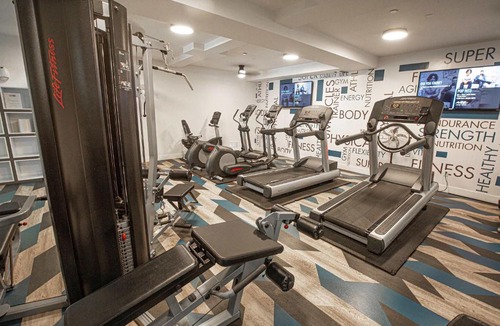 Fairpark Apartment | Downtown SLC 2BR Delta & Conference