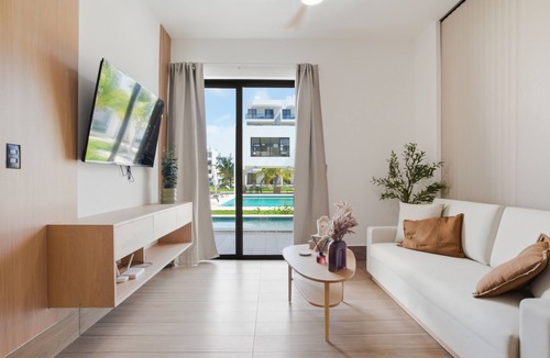 Punta Cana Apartment | Downtown you can walk to coco bongo Hard rock plazas IKEA and San Juan plaza.