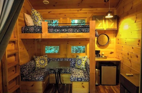 Old Fort Cabin | Dream Weaver Tiny Cabin 4 | Indigo Nature Retreat