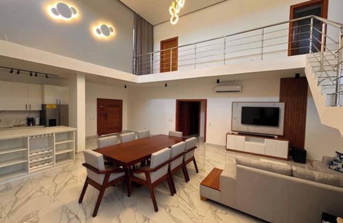 Los Maestros House | E&F Deluxe Penthouse 3BEDS nearby POP AIRPORT