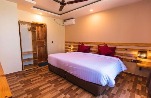Dhangethi Hotel | Endheri Sunset Dhangethi