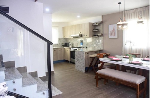 Pedro Brand Villa | ¡escápate a la Montaña, la Naturaleza te Espera! Villa con Piscina y Jacuzzi