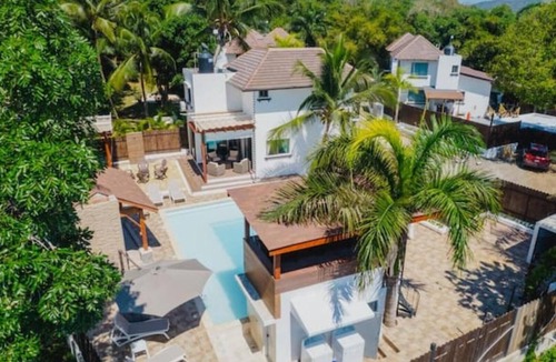 Pedro Brand Villa | ¡escápate a la Montaña, la Naturaleza te Espera! Villa con Piscina y Jacuzzi