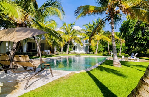 Bavaro House | Exclusive eight bedroom villa is a wonderful space to make memories