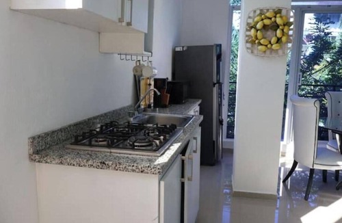 Bocacanasta Apartment | Fabulous apt 2 beds, AC, hot water, pool and bar - Bani 207