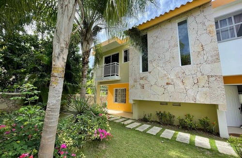 Playa Bibijagua Condo | Family 2BR Townhouse Beach Access, Pool & Fast Wi-Fi