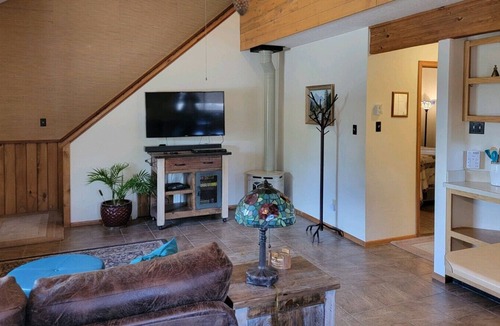 Pagosa Springs House | Family Retreat across from Lake, end unit w/ deck/yard, easy access launch boats