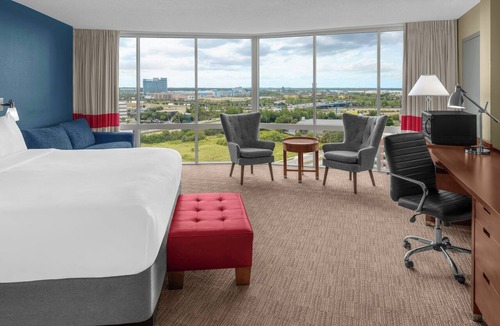 Florida Center Hotel | Four Points by Sheraton Orlando International Drive