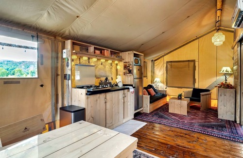 Wears Valley House | Glorious Tented Cabin with Fire Pit and Gorgeous Sky Views in Sevierville, Tennessee