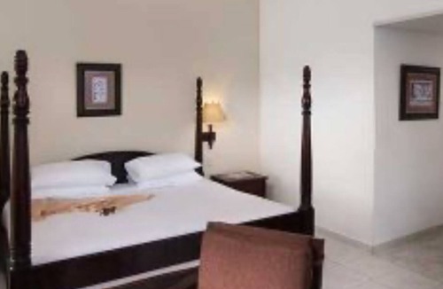 Barrio Las Yaguitas Resort | Gorgeous all-inclusive VIP guest experience in Punta Plata oasis 🌞