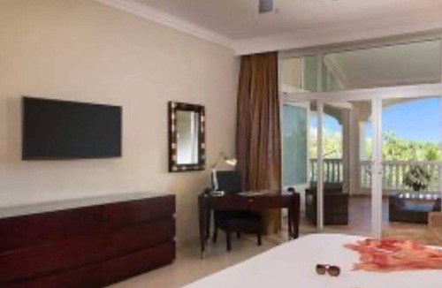 Barrio Las Yaguitas Resort | Gorgeous all-inclusive VIP guest experience in Punta Plata oasis 🌞