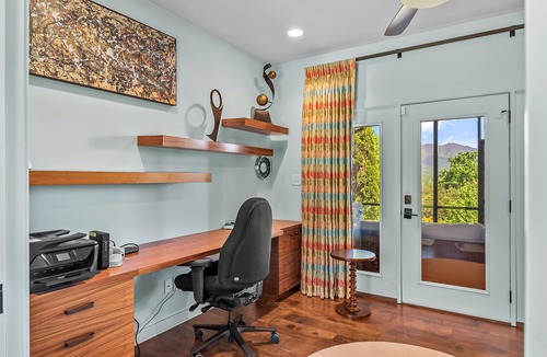 Nebo House | Gorgeous Fall and Winter Mountain & Lake Views/Firepit/Boat Slip Access