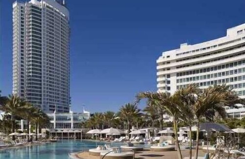 Mid Beach Hotel | Gorgeous renovated corner 1bd 2bath bayview apt with 2 complimentary passes