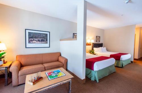 Queensbury Resort | Great Escape Lodge & Indoor Waterpark