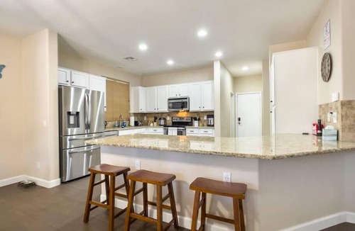 Western Skies House | Great! Luxury Home 3bdr Private Pool Putting Green