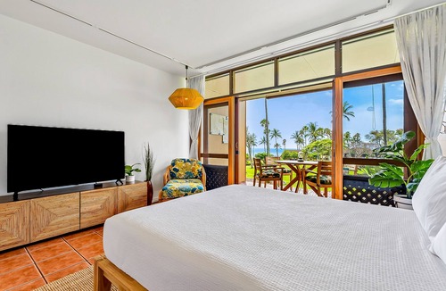 Maunaloa Apartment | Ground-Floor Studio w/Ocean Views, Lanai, Shared Outdoor Pool, Gas Grill, WiFi