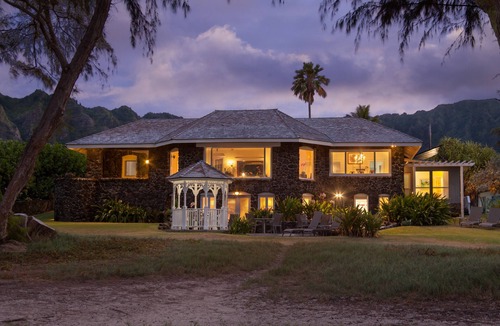 Waimanalo Beach House | Hale Pohaku, Waimanalo Beach Front Lic.#1990/NUC-1689