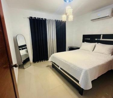 Punal Apartment | Harmony II , 5 Min to Airport, Pool View Balcony