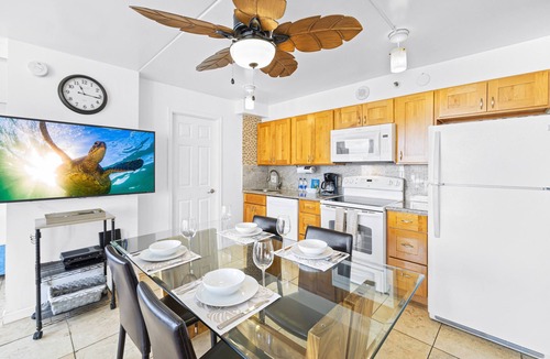 Waikiki Condo | High Rise Deluxe Ocean View Free Parking/Wifi in Waikiki 3106