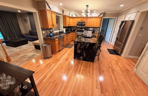 Queensbury House | Hiland Park Estate: Stunning Views & Large Ensuits