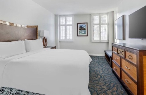 Waikiki Resort | Hilton Hawaiian Village - Lagoon Tower, 2 Bedroom Plus