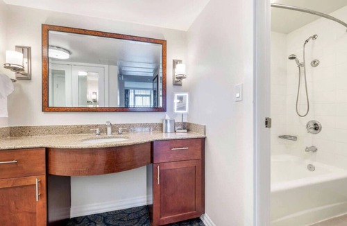 Waikiki Resort | Hilton Hawaiian Village - Lagoon Tower, 2 Bedroom Plus