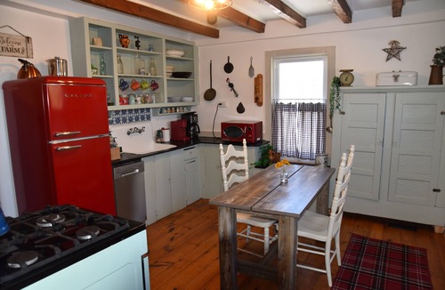 Chestertown House | Historic 1860s Farmhouse, Private Fishing Pond, Canoe, Hot Tub, Walk to Town.