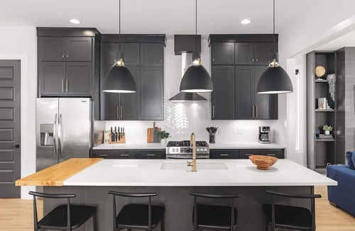 Cleveland Park House | Huge Rooftop Patio at this Stunning Spacious House