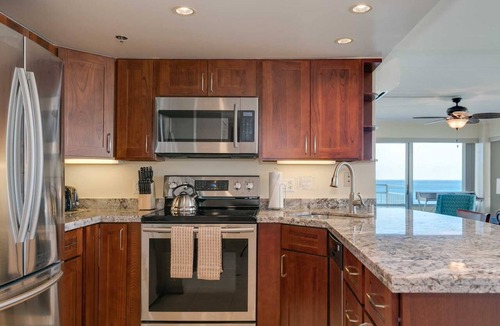 Waikiki Condo | Ilikai 1243 Best Views 2 Bed Room Best Ocean/Lagoon Views