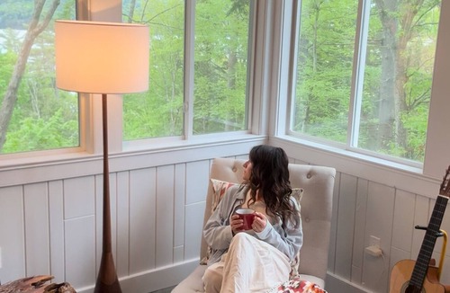 Bolton Landing House | Indian Brook Lodge|Lake View & Access|Hot Tub|11 Beds|Pet Friendly|