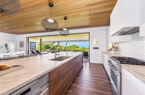 Kalama Tract Villa | Kailua Beach Villa: Stunning Beachfront Estate Private Pool/Spa, Ocean View & AC