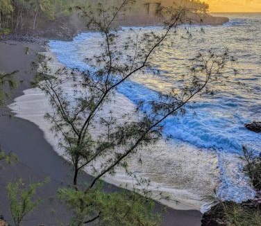 Kehena Beach Estates Bed & Breakfast | Kehena Mauka Nui Club LGBTQIA+ Clothing Optional