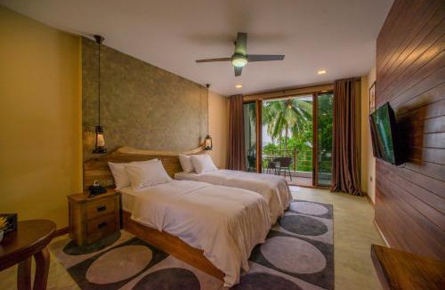 Dharavandhoo Hotel | Kiha Beach