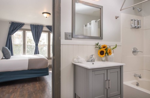 Bomoseen Cabin | Lake Bomoseen Lodge