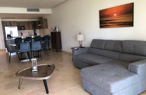 Cap Cana Marina Apartment | Large and spacious 1-bedroom beachfront apartment in enchanting Cap Cana
