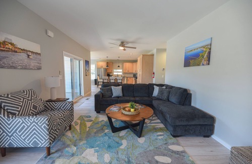 Long Neck House | Large, family fun home, beach, pools, pet friendly!