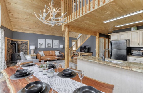 San Juan River Village House | Last-Minute Summer Escape! Book an August Stay by 7/31 for 15% Off