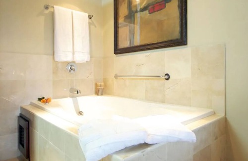 Los Maestros Resort | Lifestyle Holidays 3 bedroom Villa with your own pool and chef