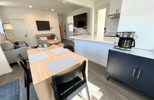 West Ridge Cottage | Lovely Casita minutes from everything!