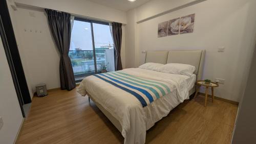 Hulhumale Apartment | Luxury 3BR Apartment with Infinity Pool, Balcony n Gym