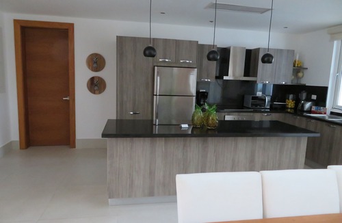 Los Brazos Villa | Luxury 7-Bedroom Villa with Private Pool, Maid, Optional Chef, VIP Services