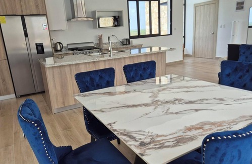 Punta Cana Condo | Luxury Beach Penthouse | Whirlpool & Lagoon View | On the beach of the Crystal Lagoon