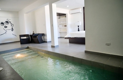 Villas Ana Maria Hotel | LUXURY ROOM WITH PRIVATE POOL! Guest friendly, central Sosua