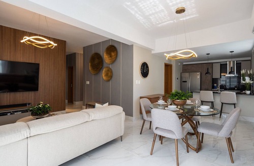 Yolanda Morales Condo | LuxuryCityCenterApart-Pool-Gym-WiFi-A/C-YellowKey*