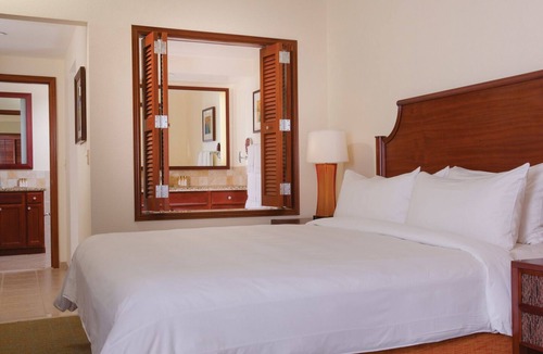 Ko Olina Resort | Marriott Ko Olina Beach Club-2 Bedroom Villa with full resort access.