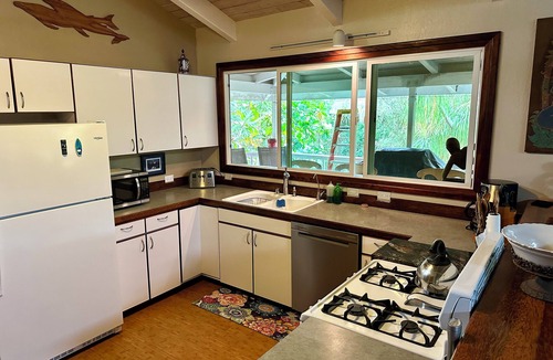 Honaunau-Napoopoo House | Mermaid Paradise - a breath away from Kealakekua Bay