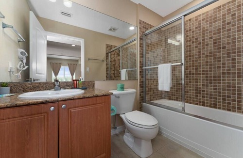 Florida Center Villa | Modern 2BR Suite Near Universal & I-Drive