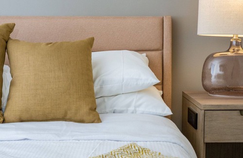Sandy Apartment | Modern Apartment in Prime Location (ID6647)